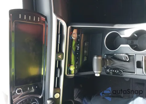 2023 Kia K5 Gt-Line из США, поврежденный, VIN 5XXG64J29PG228401